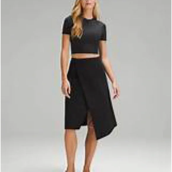 NEW Lululemon A line high rise wrap skirt Elegant Black Women's Skirt - Picture 1 of 5